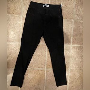 Size 10 Old Navy Rockstar jeggings 24/7 sculpt